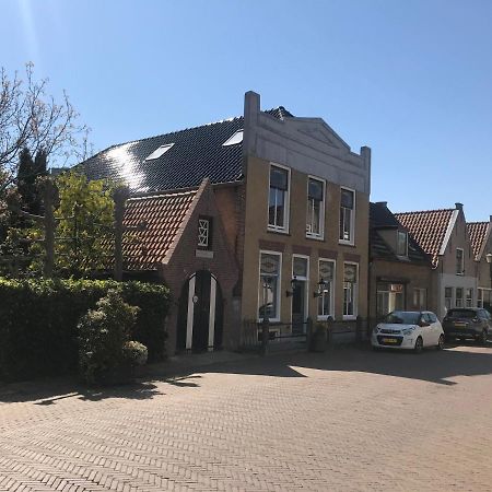 B&B Logeren Bij De Burgemeester Stad aan 't Haringvliet Exterior foto